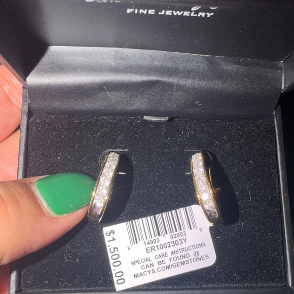 R.H Macy&Co fine jewelry diamond earrings - Picture 15 of 15